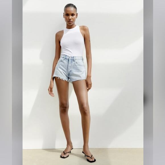 Zara RHINESTONE MID-RISE TRF DENIM SHORTS - Picture 3 of 10